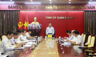 Quảng Ninh: Khuyến khích cán bộ bị kỷ luật tự nguyện xin từ chức