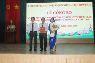 Khánh Hòa công bố Quyết định thành lập Cơ quan Ủy ban Mặt trận Tổ quốc Việt Nam tỉnh