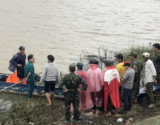 Phú Yên: Tắm sông, 4 học sinh bị đuối nước thương tâm