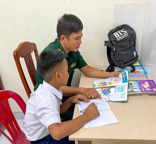 Những người con nuôi của Đồn Biên phòng