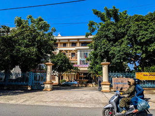 Cơ quan chuyên môn thuộc UBND tỉnh Quảng Trị được tổ chức lại ra sao?