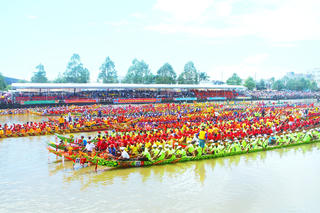 Giải đua ghe ngo năm 2022 tại Sóc Trăng, số đội tham gia cao kỷ lục 