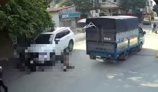 Hà Nội: Tài xế ô tô đâm vào đoàn người đưa tang, 4 người thương vong