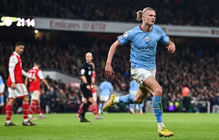 Man City đánh bại Arsenal ở trận đấu bù vòng 12 Premier League