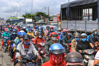 TP Hồ Chí Minh: Những “điểm đen” ùn tắc trên quốc lộ
