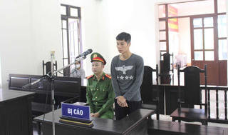 Quảng Ninh: Tuyên phạt 9 tháng tù đối tượng giật máy đo nồng độ cồn của CSGT