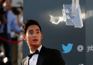 Kim Soo-hyun bị các thương hiệu từ chối sau lùm xùm đời tư