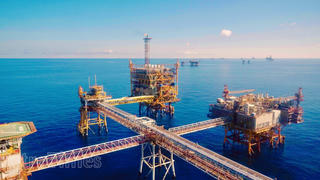 Petrovietnam: Khai thác dầu thô, sản xuất xăng dầu tăng trưởng ấn tượng, đáp ứng nhu cầu phát triển kinh tế - xã hội đất nước