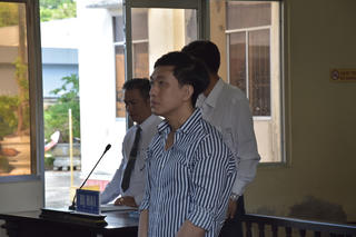 Bạc Liêu: Tuyên phạt 12 năm tù người đàn ông làm giả sổ đỏ, lừa đảo vay tiền