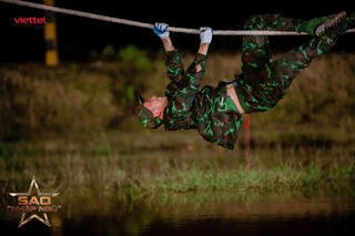 Sao Nhập Ngũ 2024 Tập 5: Hội thao leo dây thang khiến Huỳnh Lập bật khóc