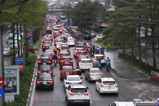 Công an Hà Nội đề nghị người dân phản ánh vi phạm giao thông qua Zalo