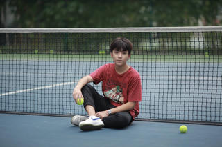 Long Hoàng: Nam chính 'Lối nhỏ vào đời', gương mặt tiềm năng