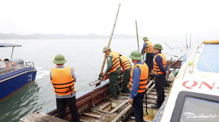 TP Móng Cái ra quân xử lý việc chiếm bãi triều sau phản ánh của Báo Đại Đoàn Kết