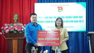 Trung ương Đoàn tiếp nhận bảo trợ 5 trẻ em mồ côi cha mẹ do bão số 3