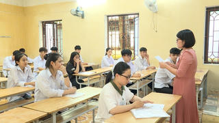 Chọn thi Lịch sử, Địa lý để tránh điểm liệt?