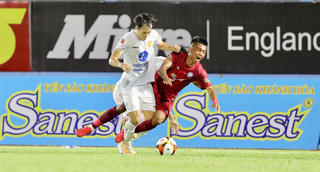 Cuộc đua mở ở vòng 2 V.League