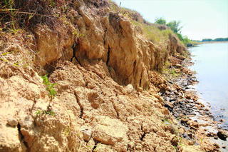 Nỗi lo sạt lở bờ sông Thu Bồn mùa mưa bão