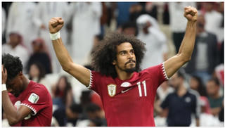 Chủ nhà Qatar thẳng tiến vào vòng trong Asian Cup