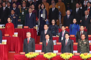 Lãnh đạo, nguyên lãnh đạo Đảng, Nhà nước và các đại biểu tại Lễ kỷ niệm