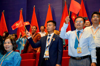 Quang Linh Vlogs là Ủy viên UBTƯ MTTQ Việt Nam khóa X