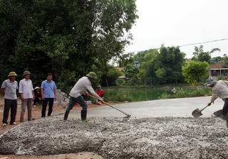 Giám sát, phản biện hiệu quả, sát thực tiễn