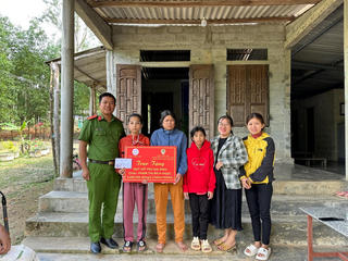 'Em nuôi của Đoàn'