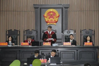Ông Nguyễn Thanh Long lĩnh 18 năm tù, ông Chu Ngọc Anh 3 năm tù