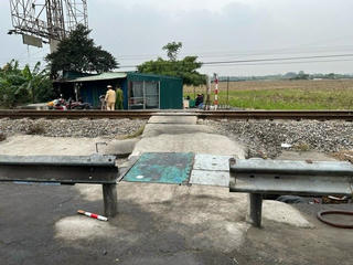 Hải Phòng: Lĩnh án vì tự mở lối đi qua đường sắt để kinh doanh phế liệu