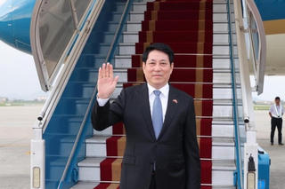 Chủ tịch nước lên đường dự kỷ niệm chiến thắng phát-xít và làm việc ở Trung Quốc