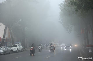 Bảo vệ sức khoẻ ra sao trước thời tiết sương mù, nồm ẩm?