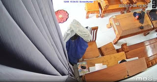 Đà Nẵng: Bắt đối tượng trùm chăn 'né' camera để trộm cắp tài sản