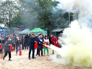Bảo vệ di tích trước nguy cơ cháy nổ