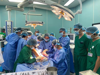 Tái tạo xương hàm cho bệnh nhân bằng công nghệ 3D