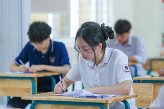 Tuyển sinh lớp 10 tại Hà Nội: Cân nhắc chọn trường phù hợp