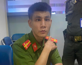 Thanh niên thích đóng giả công an tái xuất ở sân bay Đà Nẵng