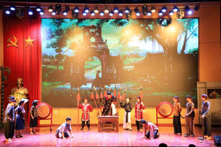 Mê Linh: Giáo dục học sinh qua "Sân khấu học đường"