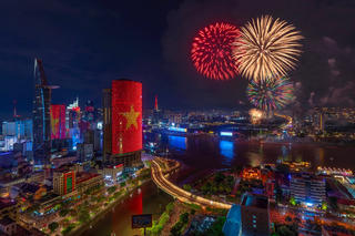 Từ 'hòn ngọc Viễn Đông' đến đầu tàu kinh tế cả nước