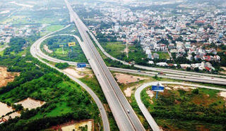 Hai điểm nghẽn trong xây dựng cao tốc
