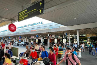 Ngày đầu nghỉ Tết: Sân bay Tân Sơn Nhất dự kiến đón hơn 145.000 khách