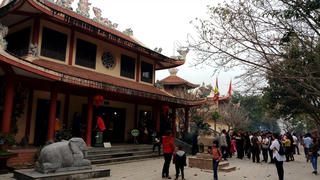 Bắt giữ 2 vợ chồng ‘đạo chích’ trộm cắp nơi đền chùa