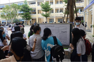 Nghịch lý điểm thi thấp, điểm chuẩn cao