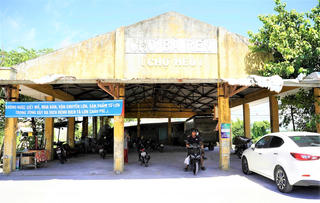 Đà Nẵng: Chợ bồng heo Bà Rén vắng khách do đâu?