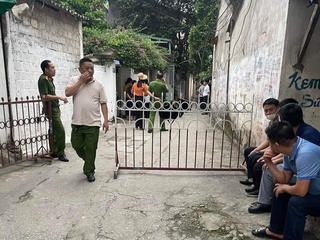 Điều tra vụ 2 mẹ con chết cháy trong nhà