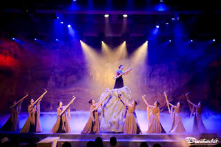 Đảm bảo hài hòa trong phát triển du lịch hang động