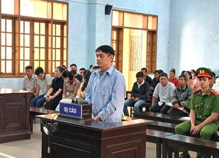 Gia Lai: Cựu phó giám đốc ngân hàng lĩnh án 25 năm tù