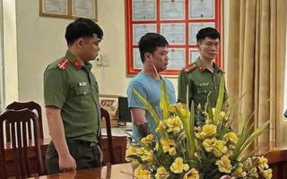 TikToker… “ngáo quyền lực”