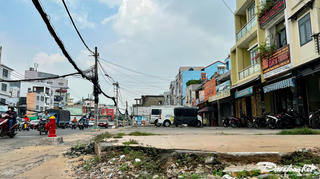 Chủ tịch UBND TP HCM phê bình nhiều chủ đầu tư dự án trọng điểm