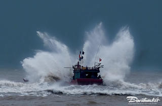 Quảng Bình: Khẩn trương tìm kiếm 1 ngư dân mất tích trên biển