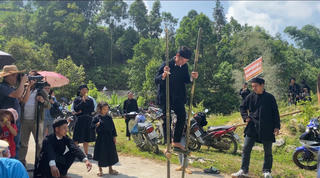 Tết tháng Bảy của người La Chí