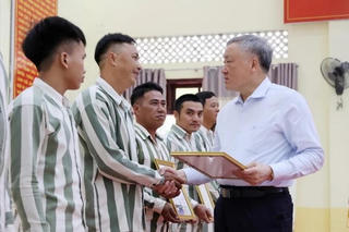 Phó Thủ tướng: Tạo điều kiện để người được đặc xá nhanh chóng hòa nhập cộng đồng
